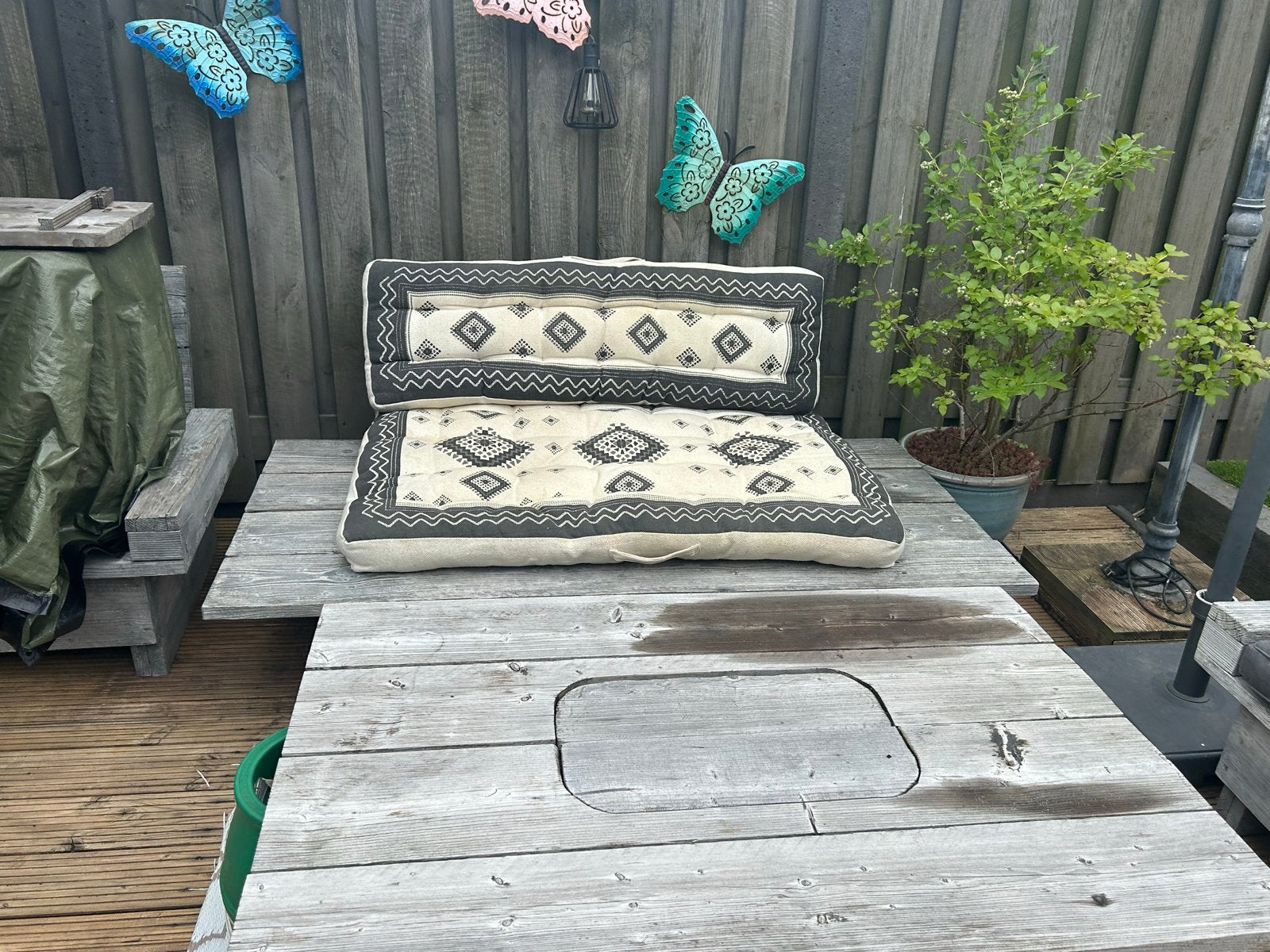 Steigerhouten loungeset met kussens, Tuin en Terras, Tuinsets en Loungesets, Gebruikt, 3 zitplaatsen, Steigerhout, Ophalen of Verzenden