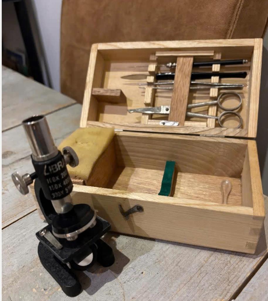 Vintage microscoop van Libra in houten kistje, Audio, Tv en Foto, Optische apparatuur | Microscopen, Gebruikt, Minder dan 400x