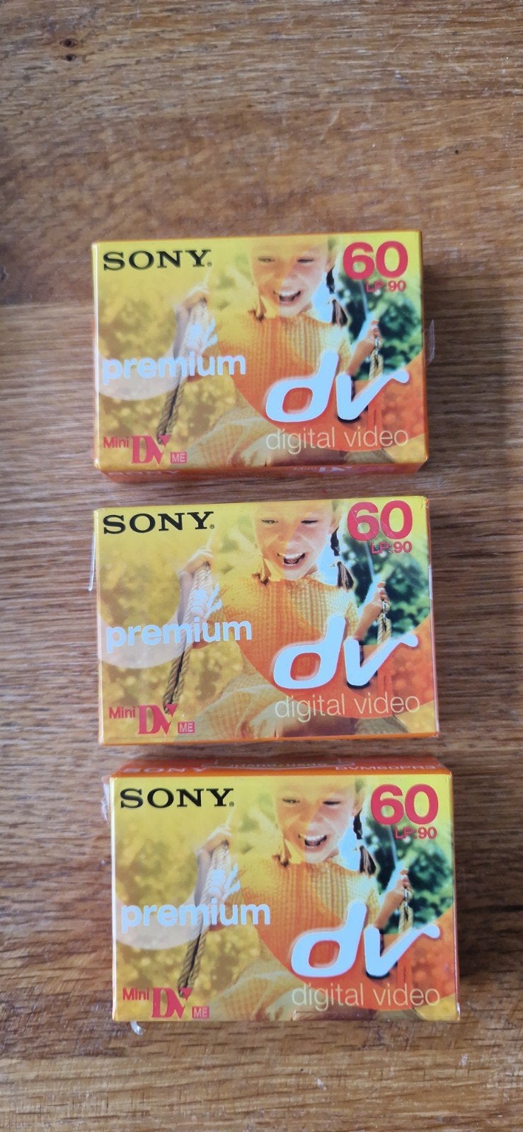 Sony DVM60PRRJ//X UC mini DV 3 st., Ophalen of Verzenden, Sony, 20x of meer