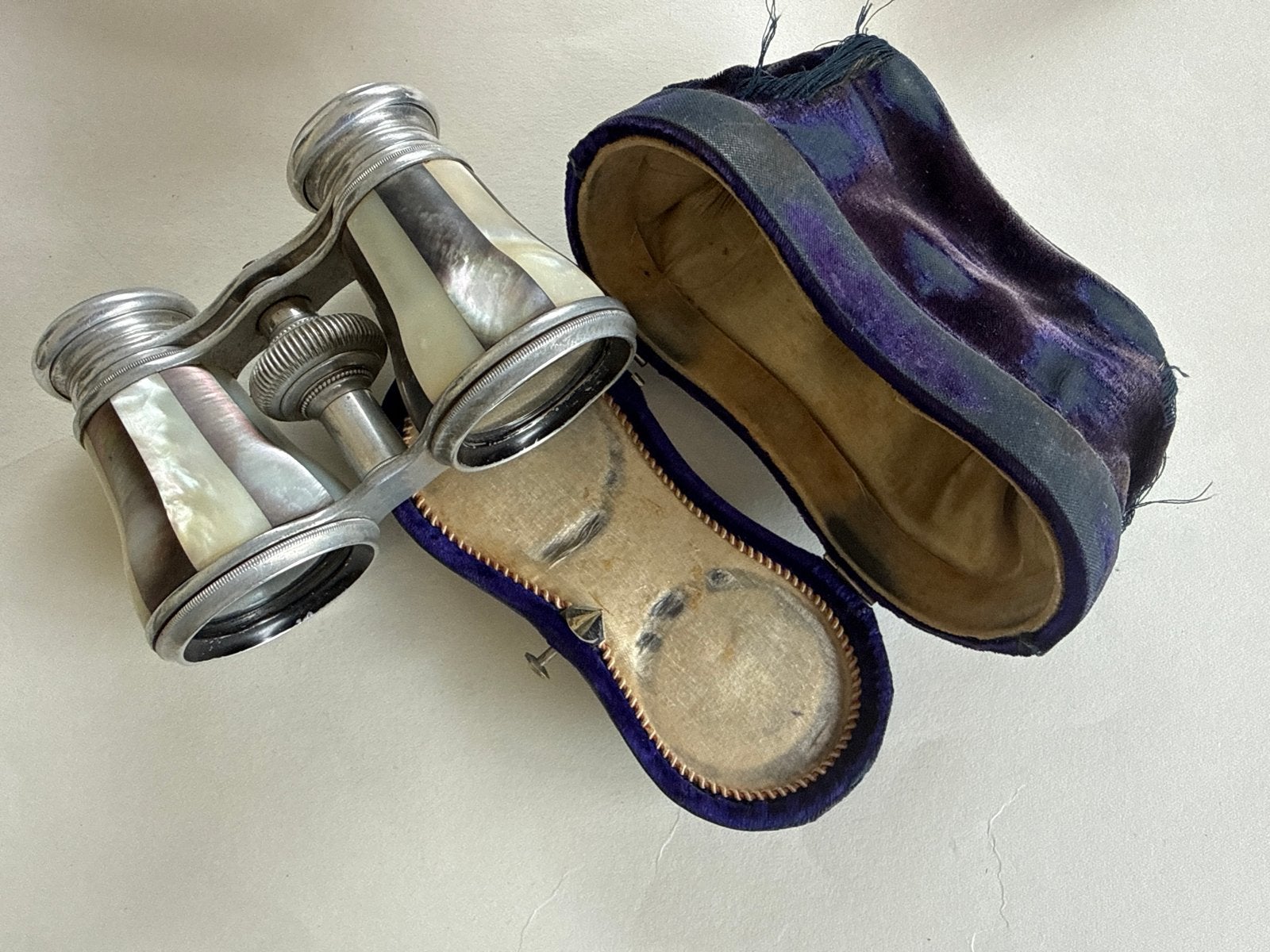 Antieke Opera Verrekijker met Parelmoer en Etui, Ophalen of Verzenden