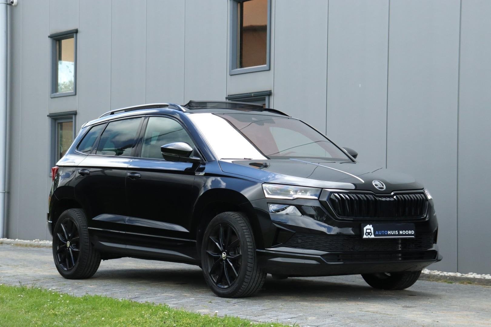 Skoda Karoq 1.5 TSI / 150 PK / DSG / Sportline / VOL OPTIES, Stof, 4 cilinders, Karoq, Bedrijf
