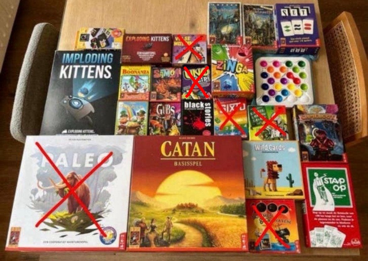 Diverse bordspellen, kaartspellen, dobbelspellen, Ophalen of Verzenden, Zo goed als nieuw