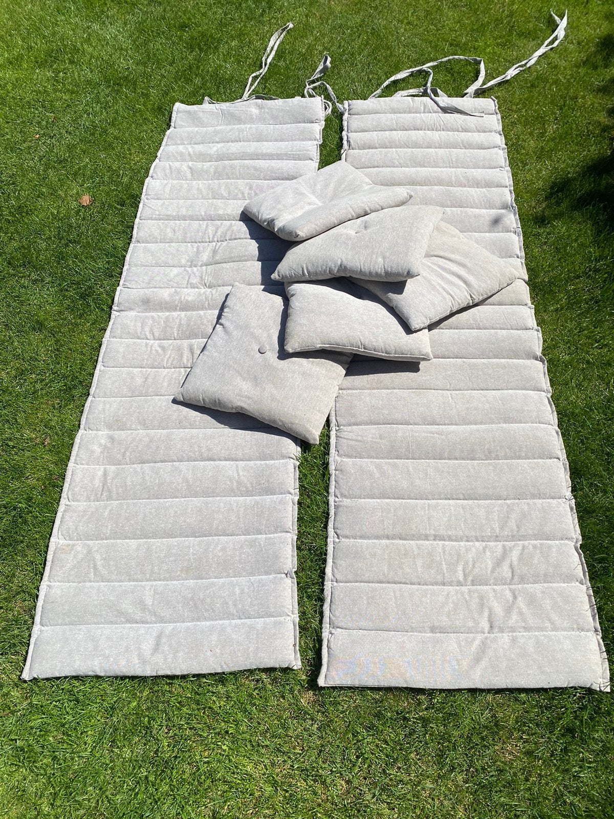 Gratis ophalen: kussenset 2 lange en 5 kleine, Ophalen, Gebruikt
