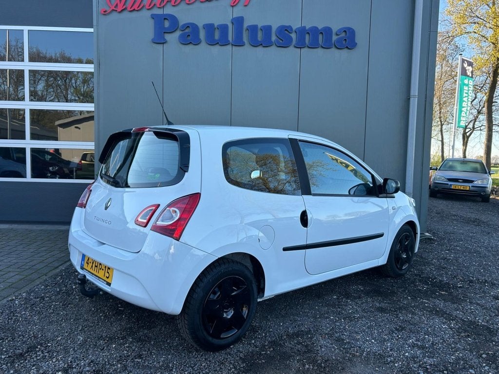 Renault Twingo 1.2 16V Parisienne|AIRCO|BLUETOOTH|TREKHAAK, Auto's, Twingo, Gebruikt, 4 cilinders, 4 stoelen