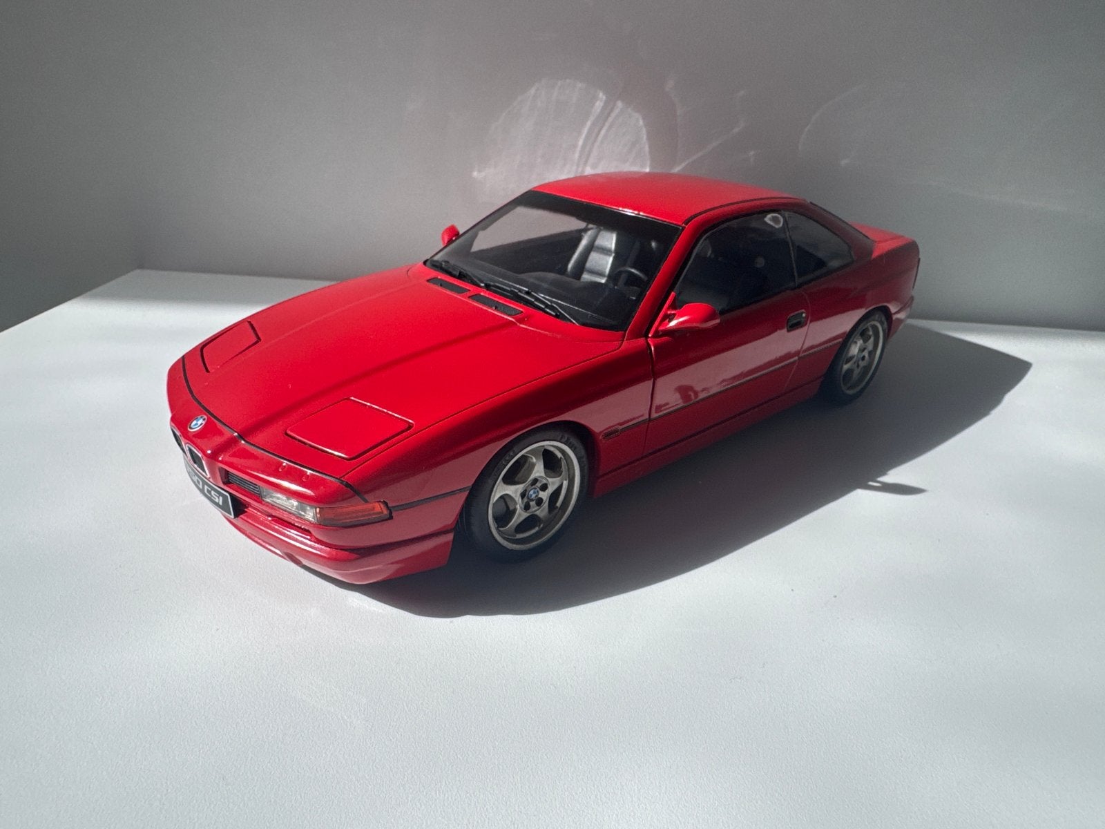 Solido BMW 850 CSi 1/18 - Zo goed als nieuw, Ophalen of Verzenden, Zo goed als nieuw, Auto, Solido