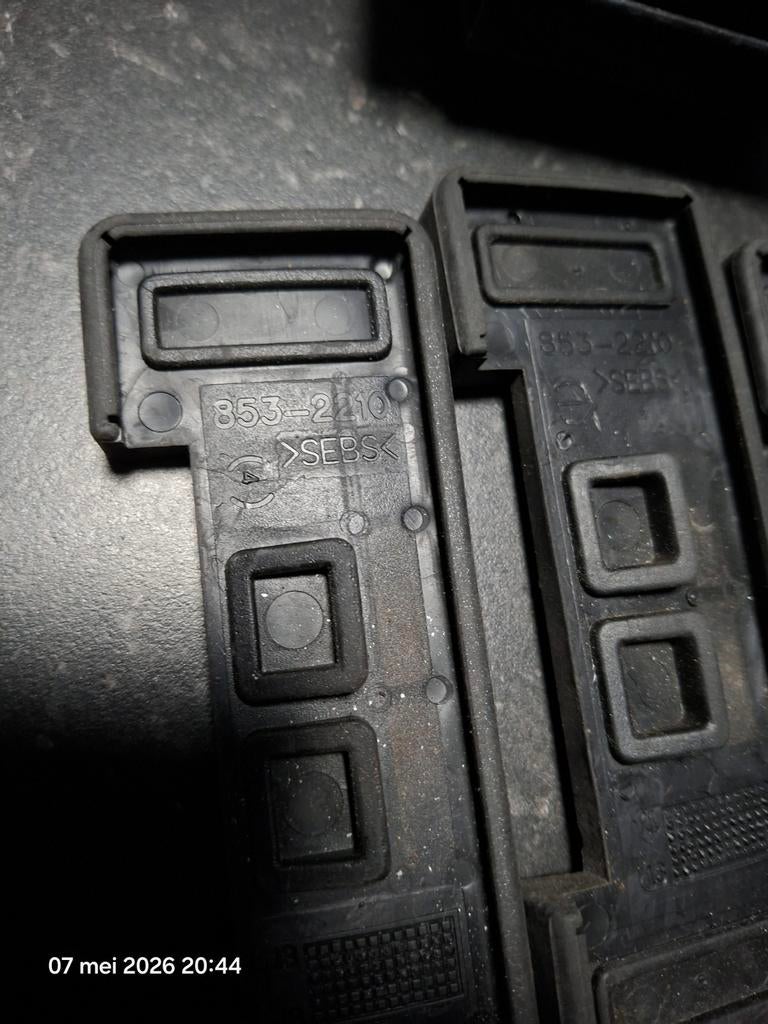 Thule kitset 1312 voor honda jazz vanaf 2002 tot 2008, Ophalen of Verzenden, Gebruikt