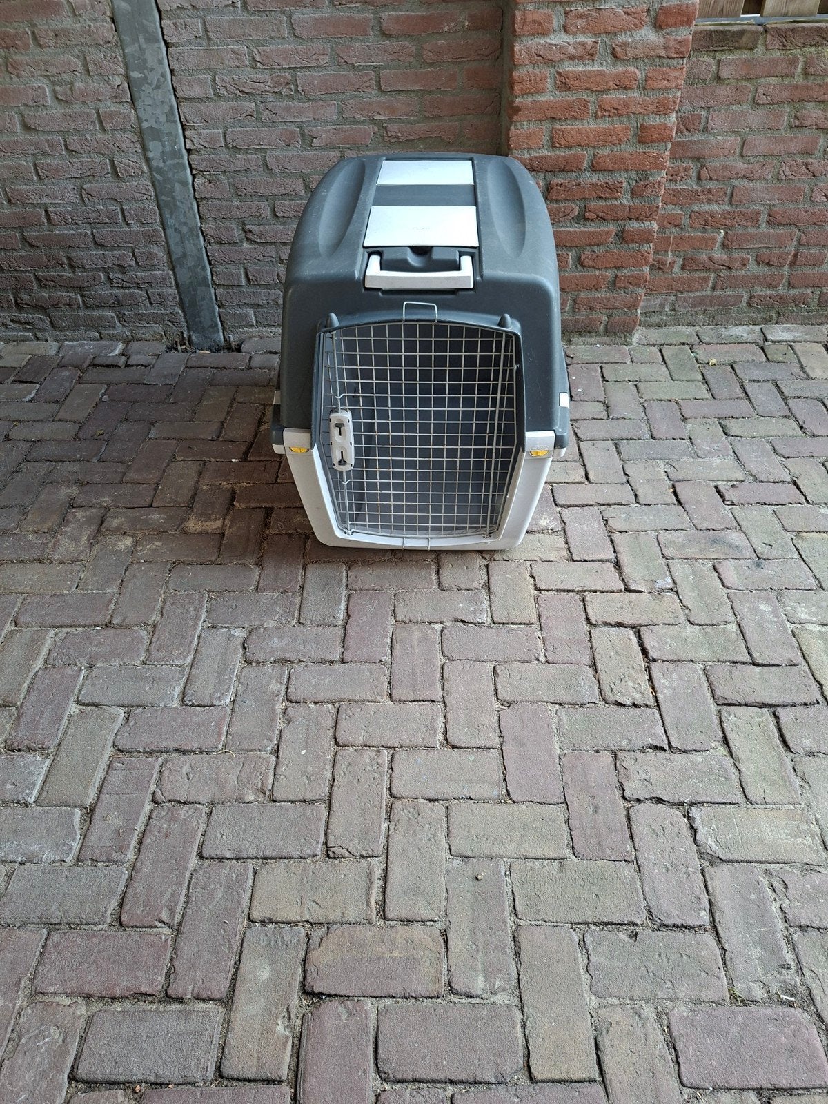 Bitiba honden bench maat m, Ophalen, Zo goed als nieuw