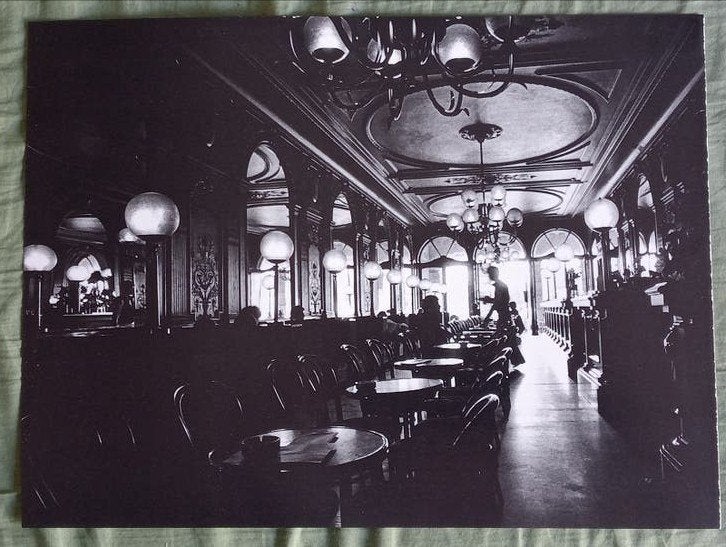 Aart Klein fotoprint Cafe de la Paix 1979 La Rochelle, Ophalen of Verzenden, 1960 tot 1980, Overige onderwerpen