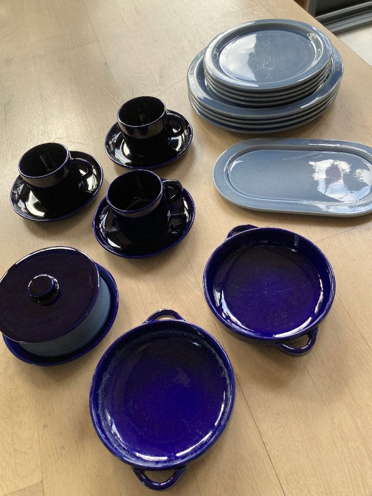 Ontbijtservies: stoneware 1750 helder blauw, loodblauw,, Overige merken, Verzenden, Keramiek, Zo goed als nieuw