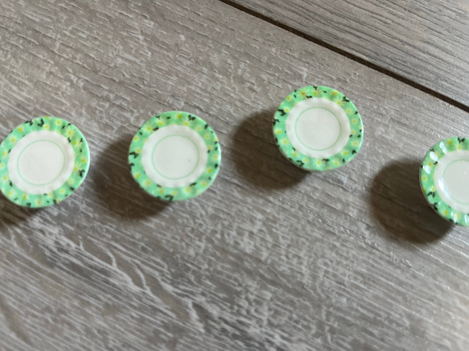 4 gebaksbordjes poppenhuis incl verzenden, Verzamelen, Poppenhuizen en Toebehoren, Ophalen, Nieuw, Poppenhuis