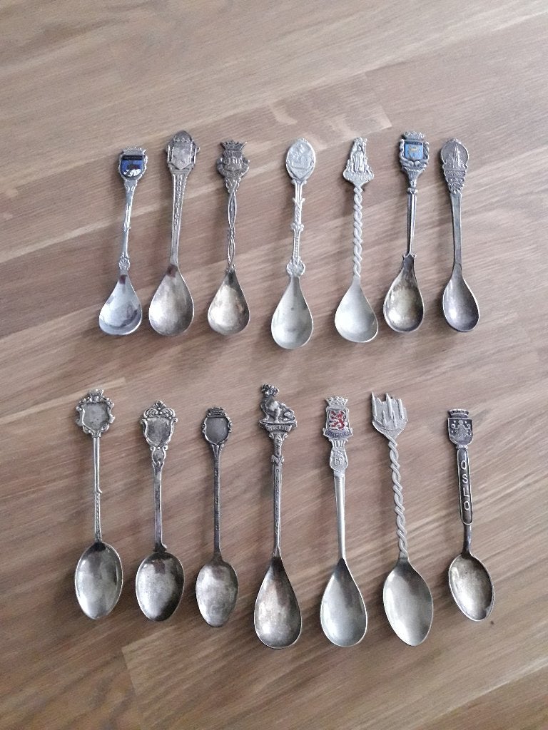 9 Stuks verzilverde Koffielepels / lepeltjes Plaatsnamen, Ophalen