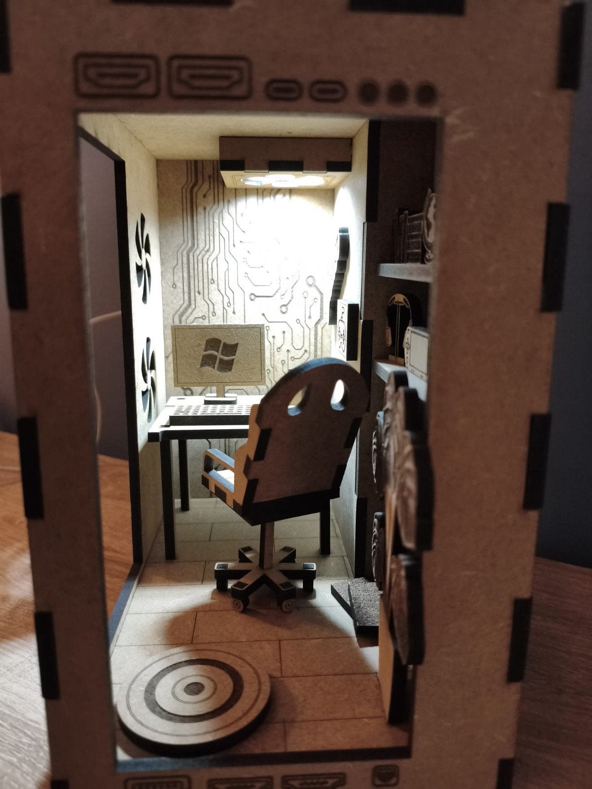 Unieke Gamer PC Book Nook met LED-verlichting, Ophalen, Nieuw