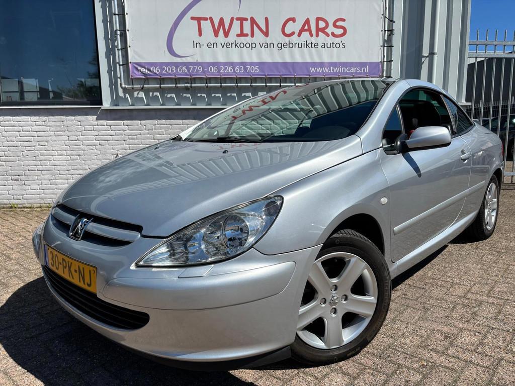 Peugeot 307 CC 2.0-16V Leer Navi Aut, Auto's, Gebruikt, 4 cilinders, Cabriolet, 4 stoelen