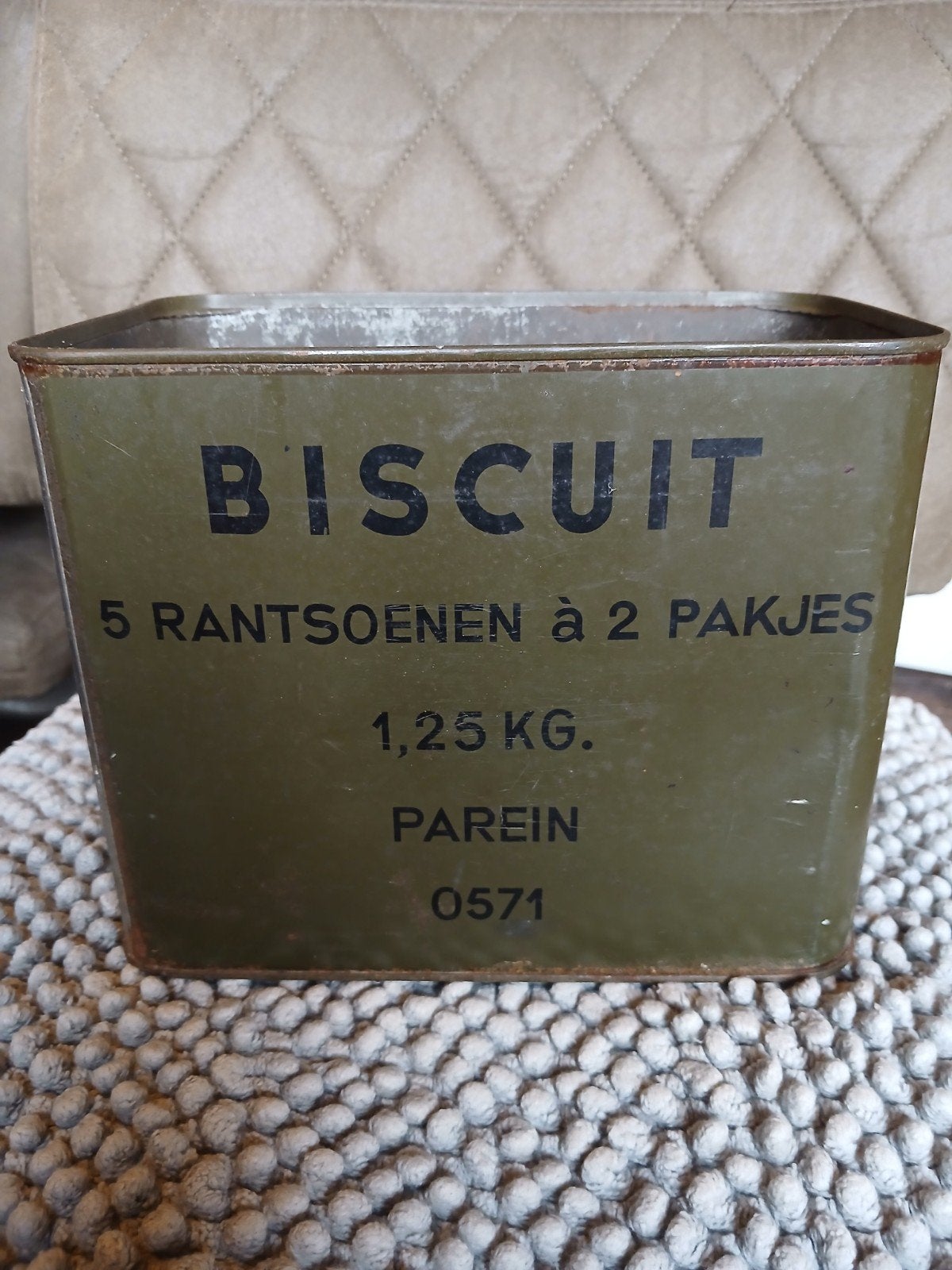 Vintage Militair Biscuit Blik - 1,25 KG Rantsoen, Ophalen of Verzenden