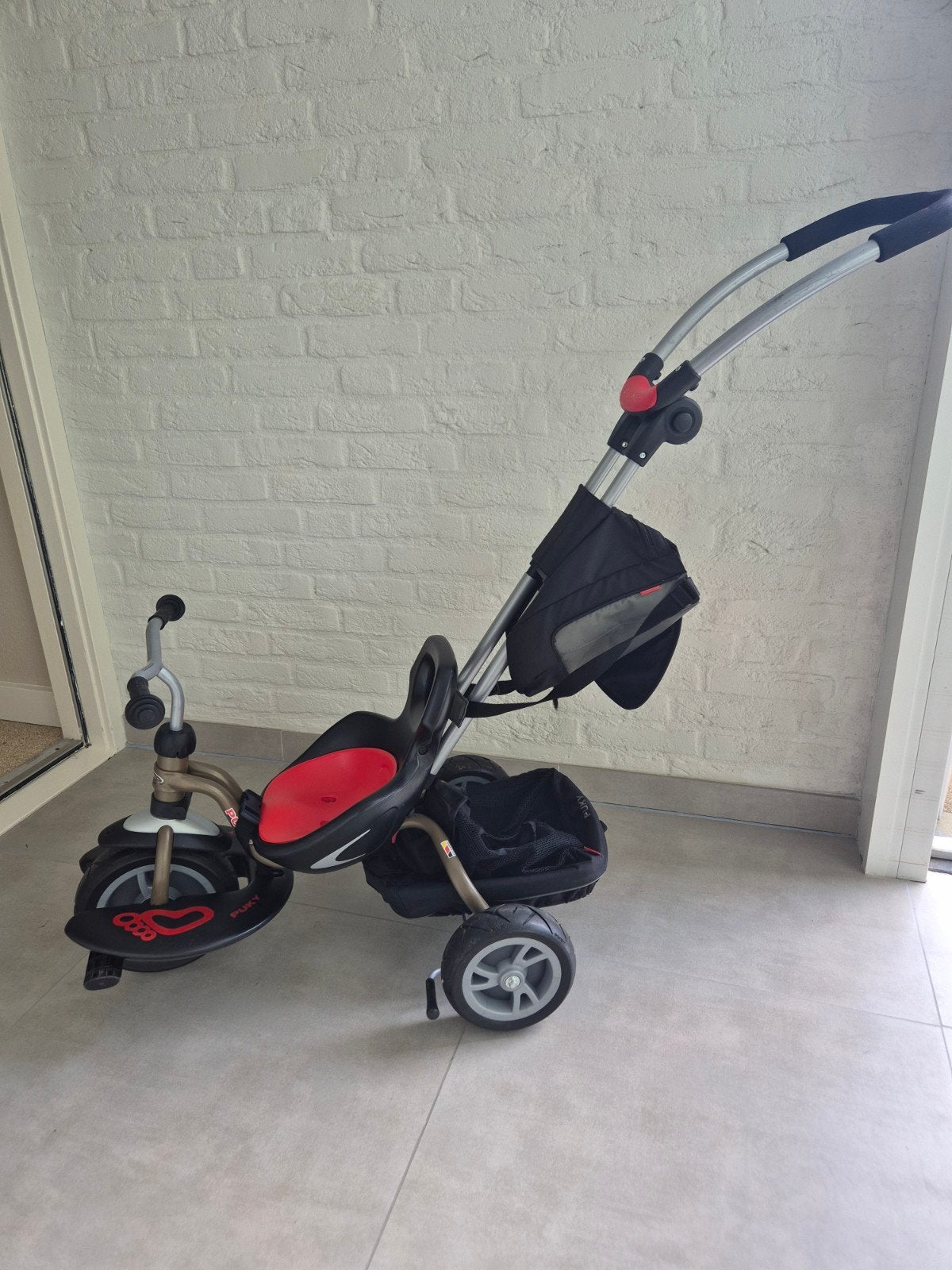 Driewieler Puky Ceety, duwstang, voetenplank ect, brons, Fietsen en Brommers, Fietsen | Driewielers, Ophalen, Zo goed als nieuw