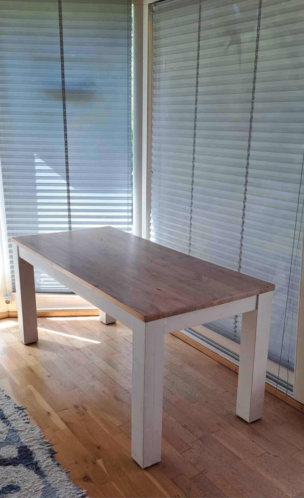 Eettafel massief hout 160 x 74 cm – wit onderstel, Zo goed als nieuw, 150 tot 200 cm, Rechthoekig, 50 tot 100 cm