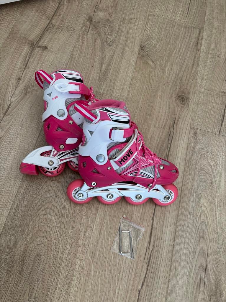 Move roze inline skates - maat 30/33, Verstelbaar, Kinderen, Zo goed als nieuw, Inline skates 4 wielen