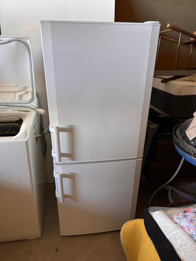 Liebherr koelvriescombinatie twee laden vries, Ophalen, 200 liter of meer, Met aparte vriezer, 160 cm of meer