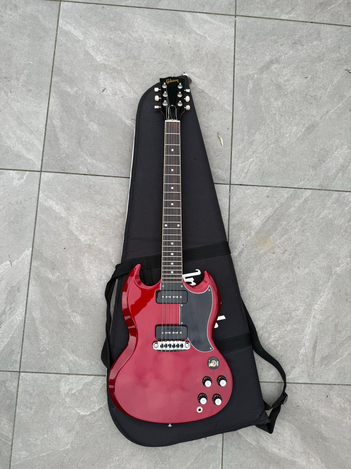 Gibson SG Standard - Cherry Red - Fixed neck, Muziek en Instrumenten, Ophalen of Verzenden, Zo goed als nieuw, Solid body, Gibson