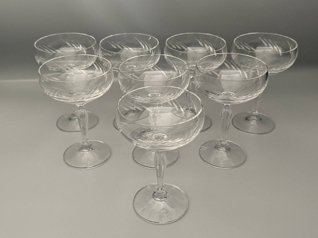 Set van 8 Vintage Coupe Champagneglazen met Gravure, Antiek en Kunst, Ophalen