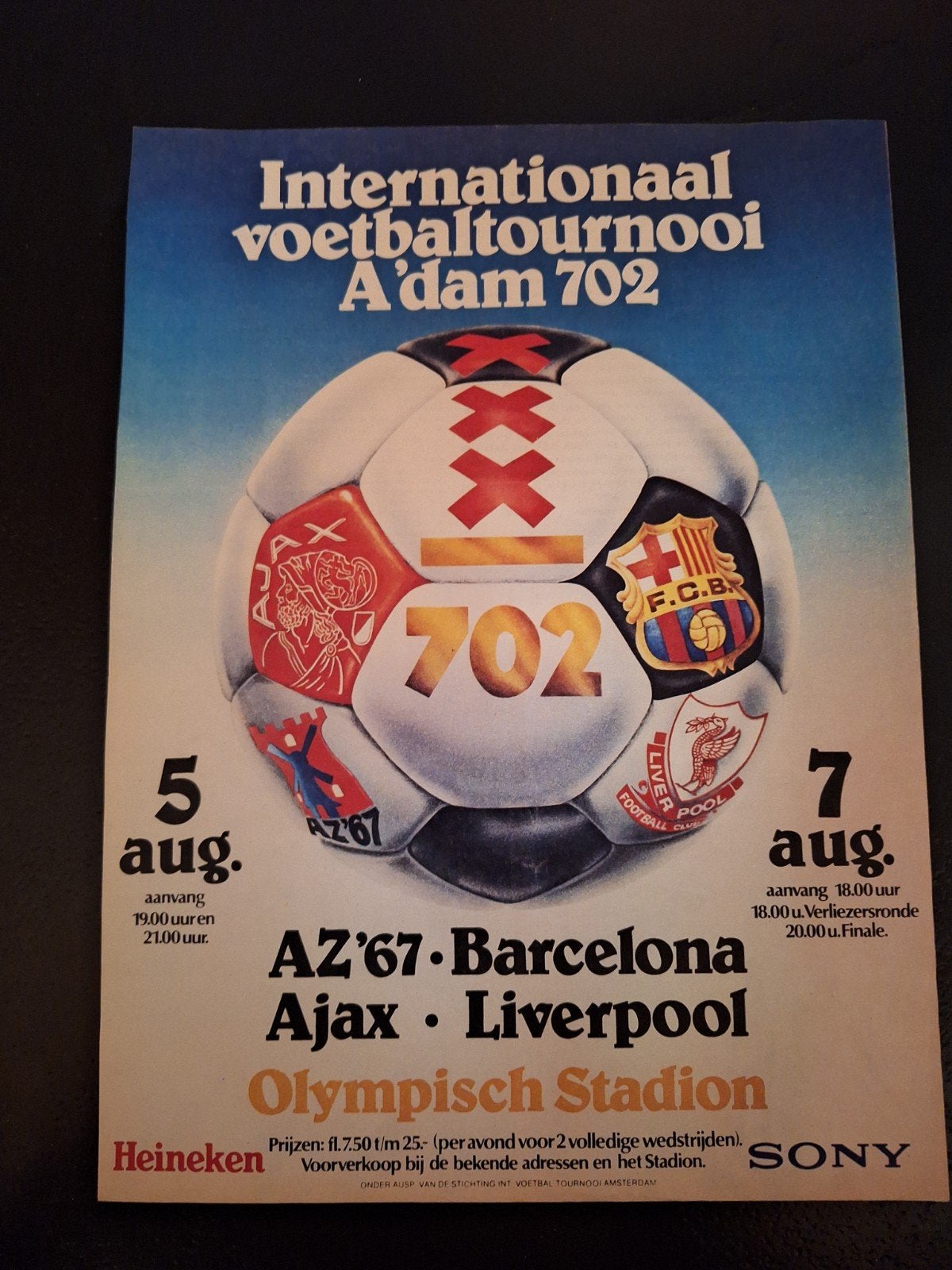 Oude advertentie / affiche Ajax Internationaal Tournooi 702, Ophalen of Verzenden, Gebruikt, Ajax, Poster, Plaatje of Sticker