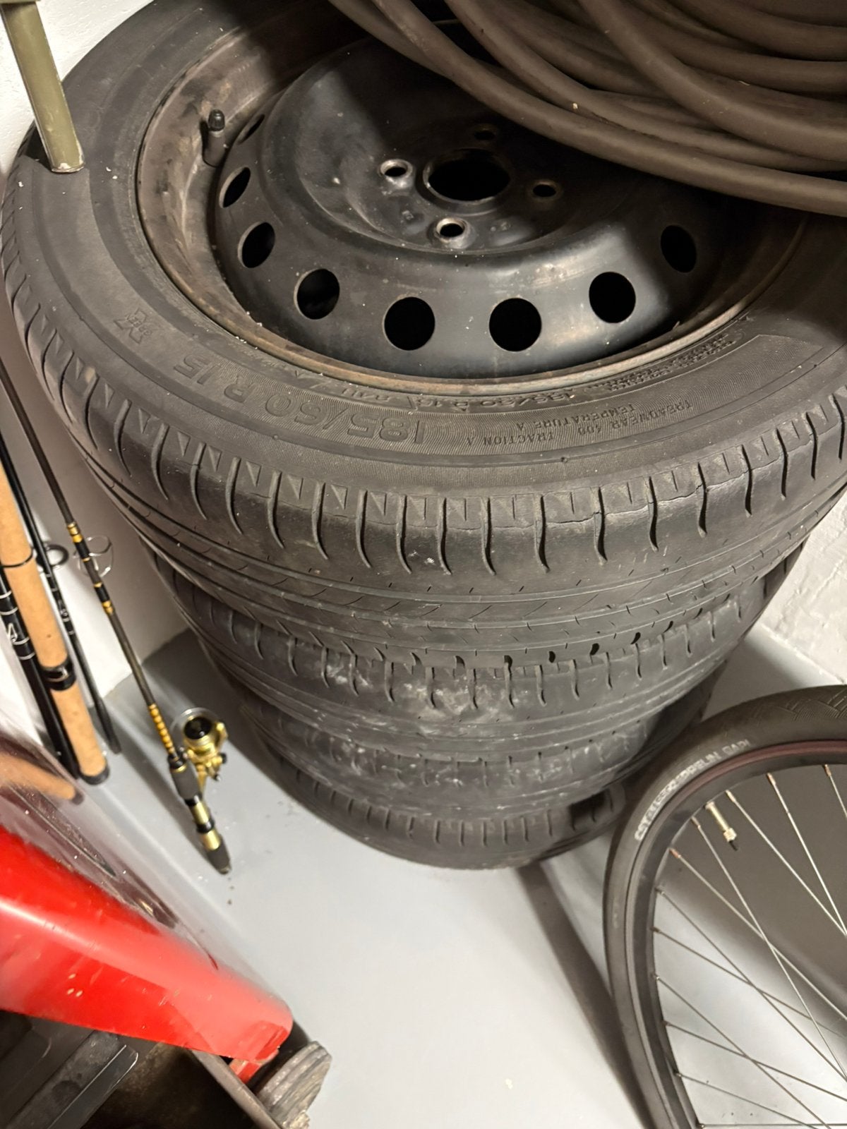 Gratis Toyota yaris velgen 185/60 R15, Ophalen of Verzenden