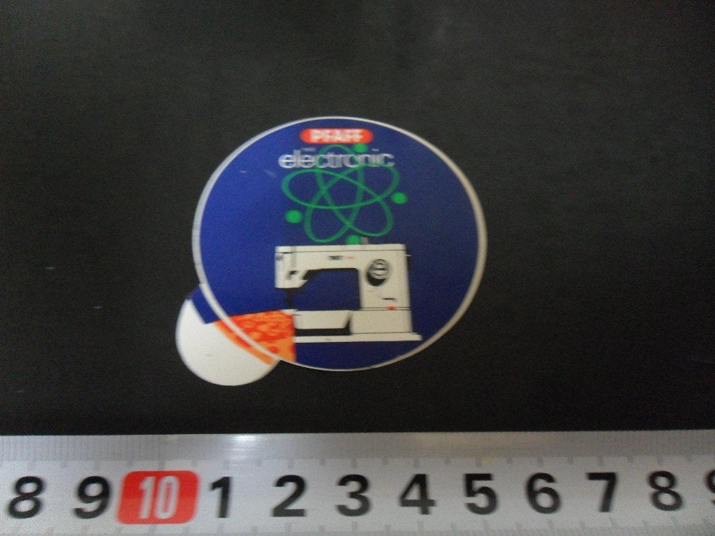 sticker PFAFF mit electronic  Naaimachine, Verzamelen, Stickers, Zo goed als nieuw, Ophalen