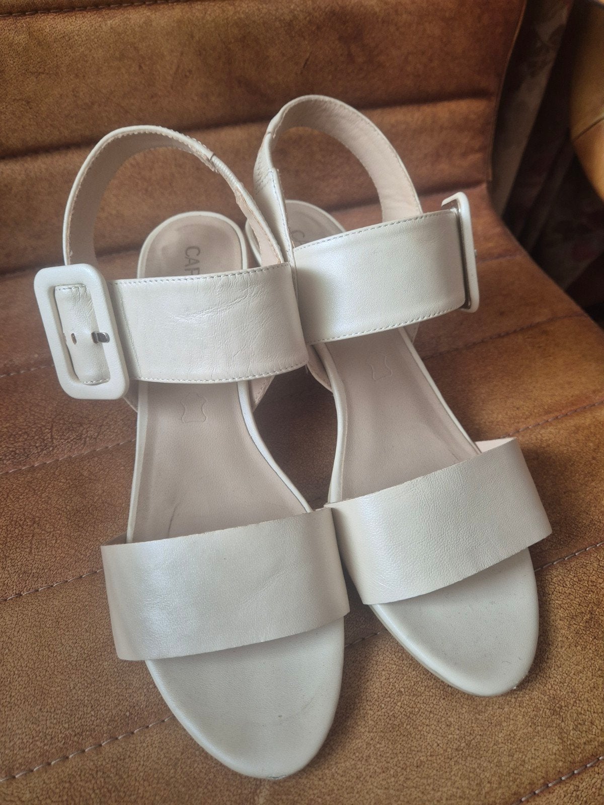 Caprice sandalen met hak - Beige - Maat 39, Verzenden, Beige, Sandalen of Muiltjes, Zo goed als nieuw