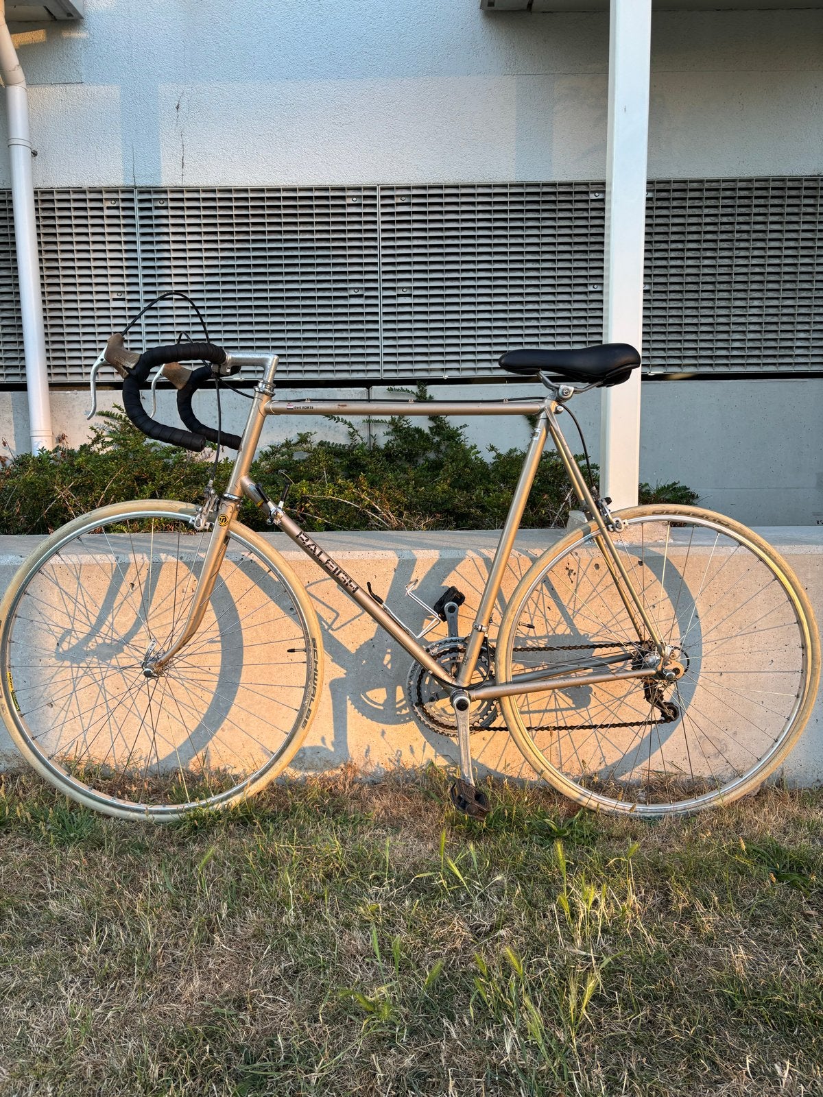 Lichtbruin Raleigh racefiets 54-56cm, 28 inch, Gebruikt, Velgrem, Aluminium