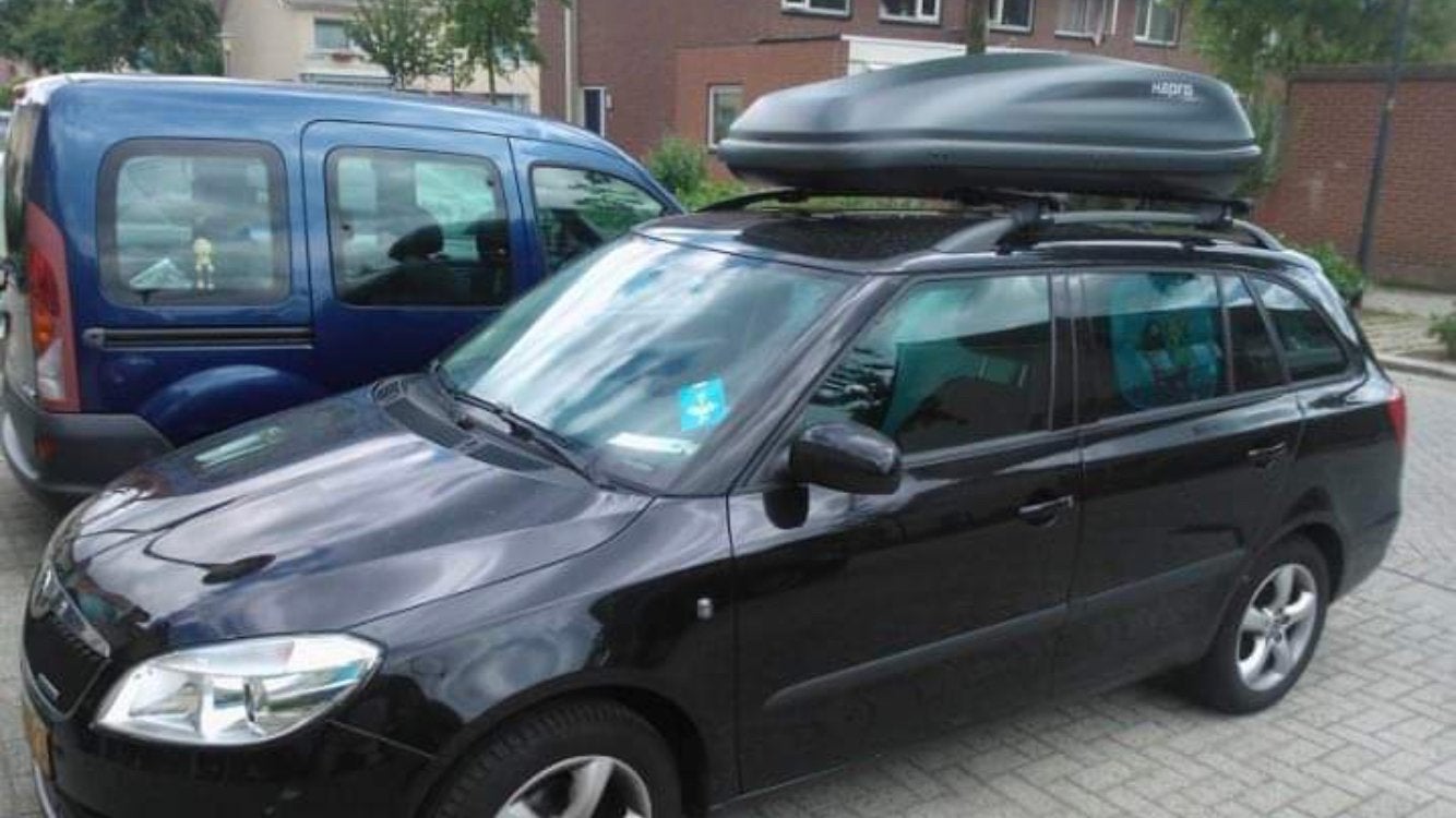 Dakkoffer Hapro Carver 5.5 te huur - 400 liter, Auto diversen, Ophalen, Gebruikt