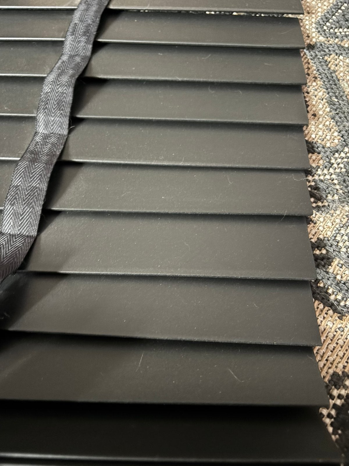 Houten jaloezieën mat zwart, Tuin en Terras, Schuttingen, 1 tot 2 meter, Minder dan 3 meter, Ophalen of Verzenden, Zo goed als nieuw