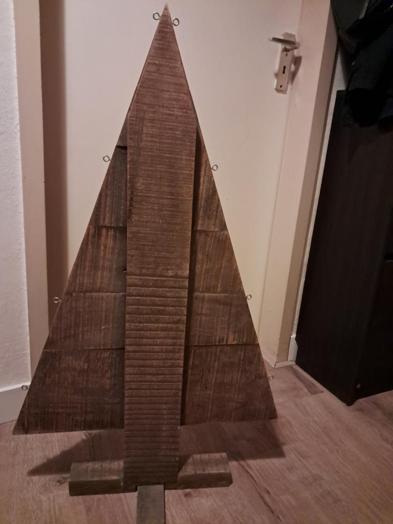 Houten kerstboom, Diversen, Ophalen