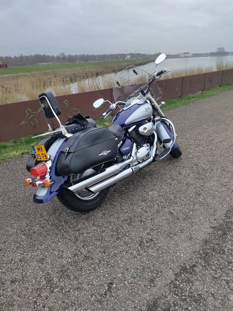 Intruder VL 800 C, Cardan-aandrijving, 2 cilinders, 805 cc, Gebruikt
