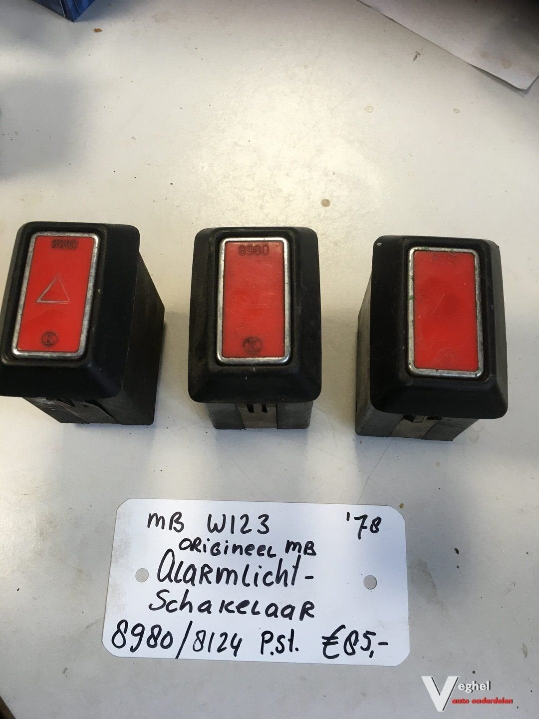 Mercedes w123 Alarmlichtschakelaar 1978