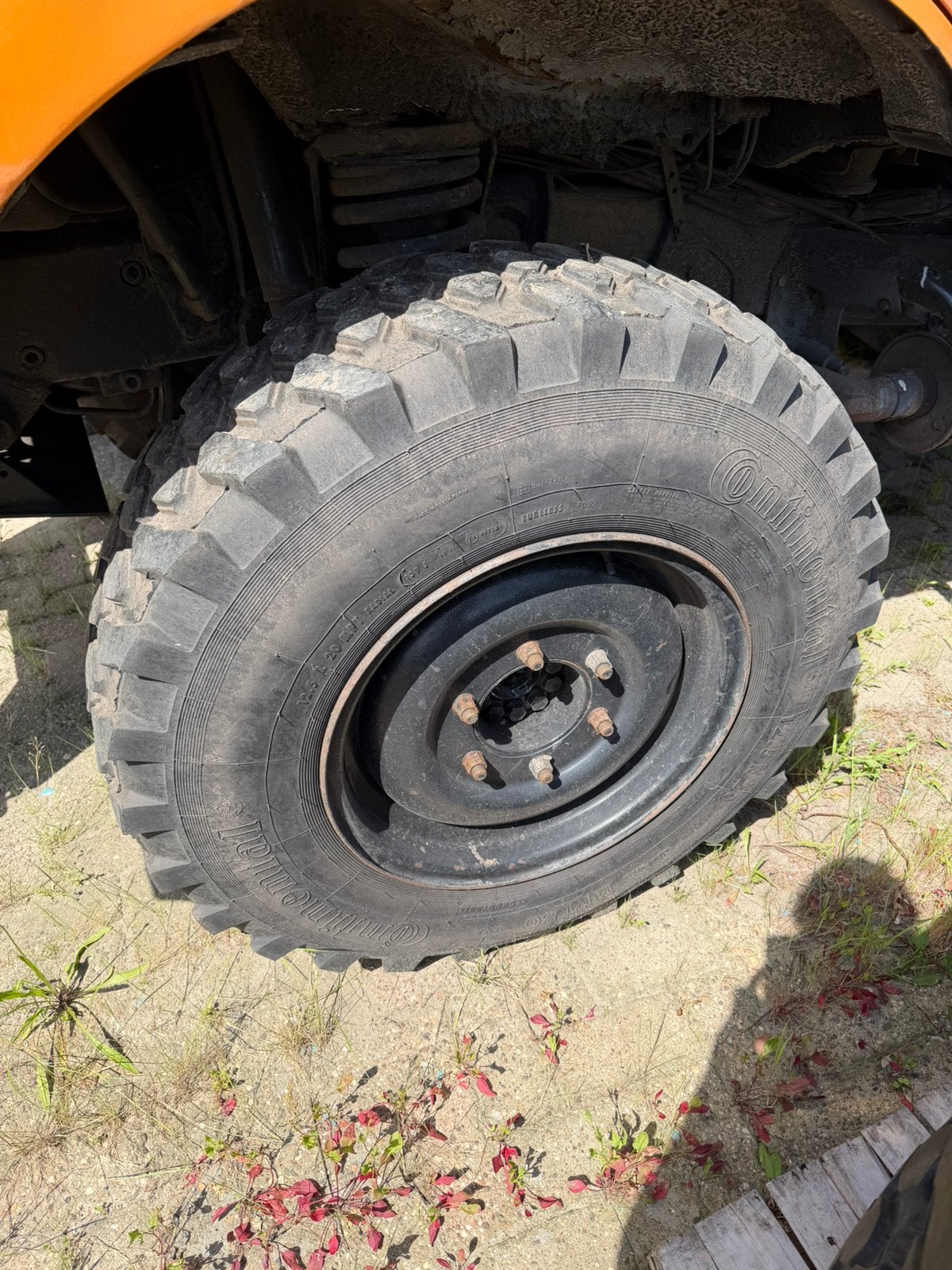 Unimog banden met  velg continetal 12.5 mpt 80, Ophalen of Verzenden