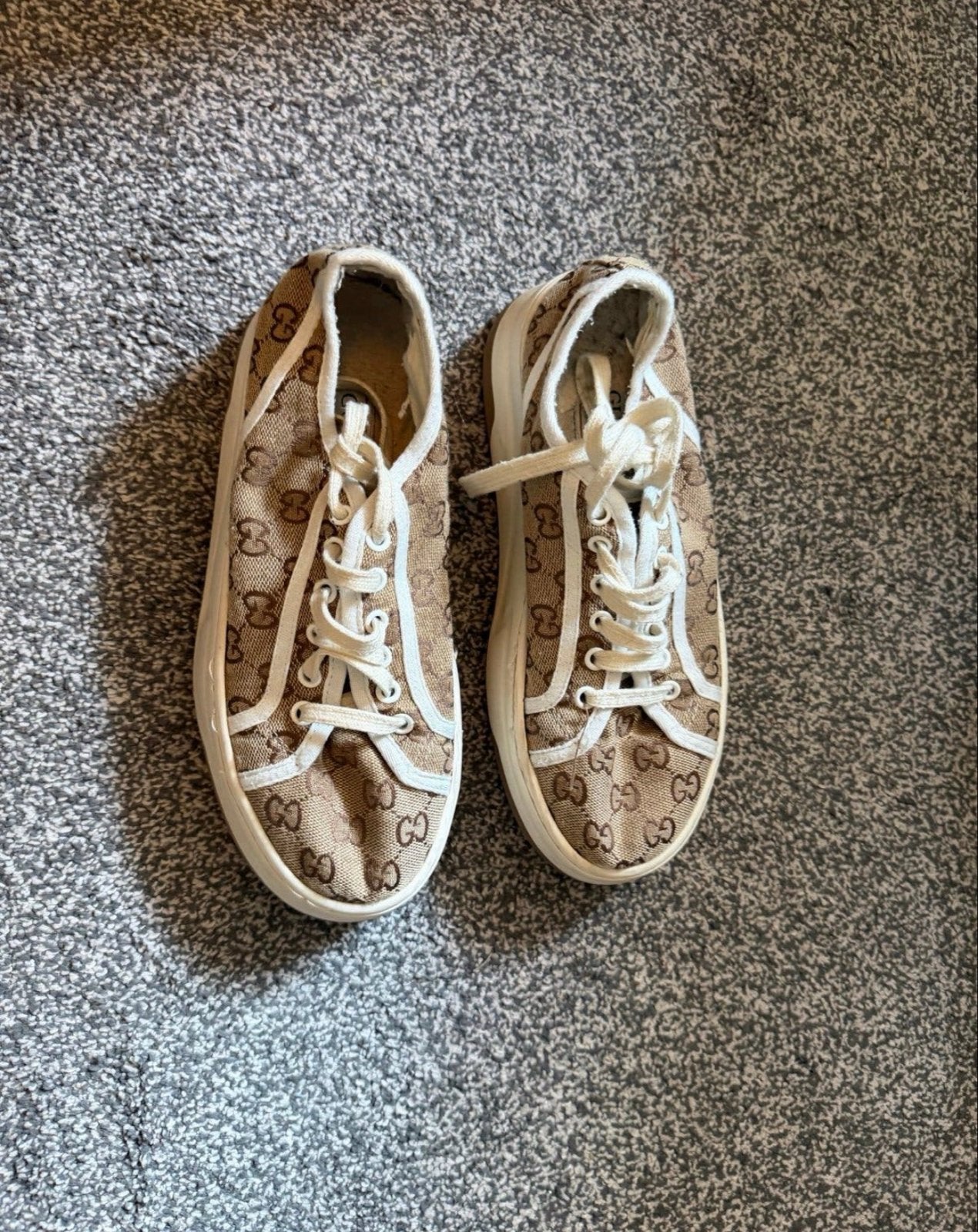 Gucci sneakers maat 40, Ophalen of Verzenden, Gedragen, Bruin, Sneakers of Gympen