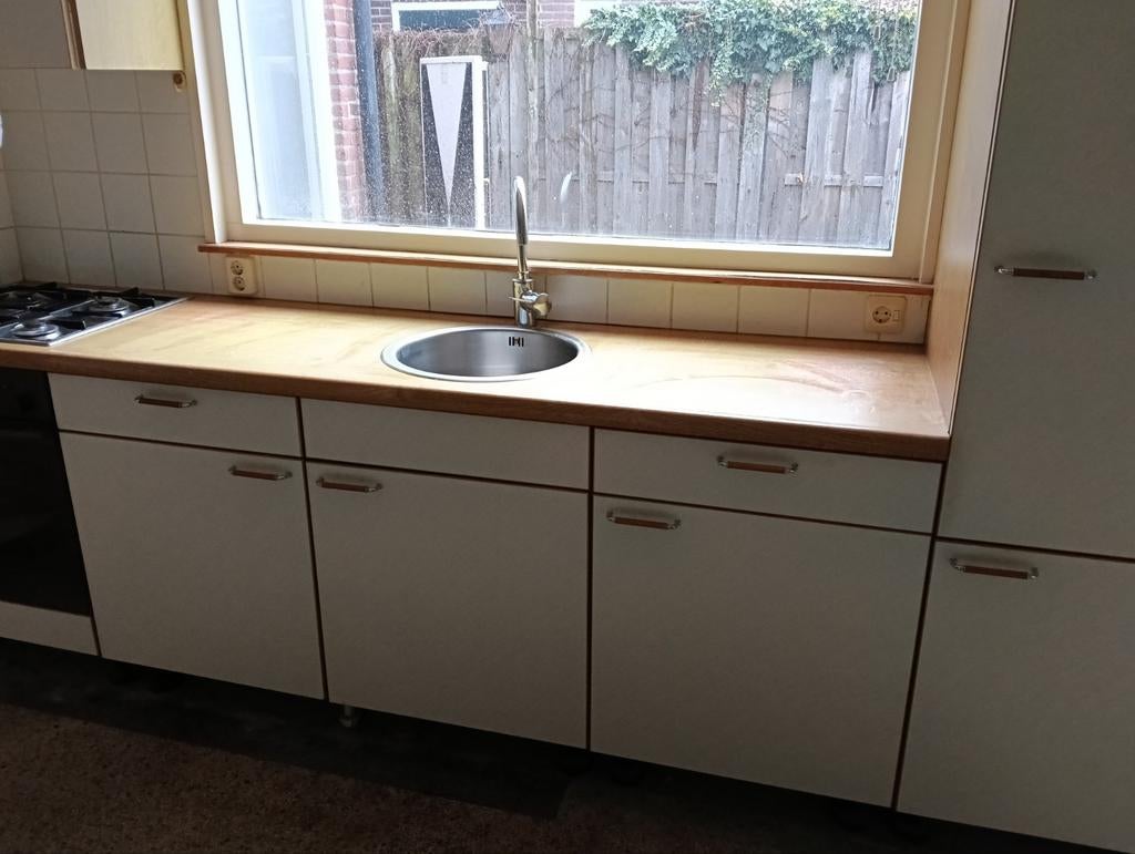 Complete Keuken met Gasfornuis en Spoelbak, Ophalen, Gebruikt, Wit, Enkelwandige keuken