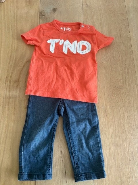 Tumble'n dry spijkerbroek en shirtje maat 74, Kinderen en Baby's, Babykleding | Maat 74, Ophalen of Verzenden, Tumble 'n Dry, Jongetje