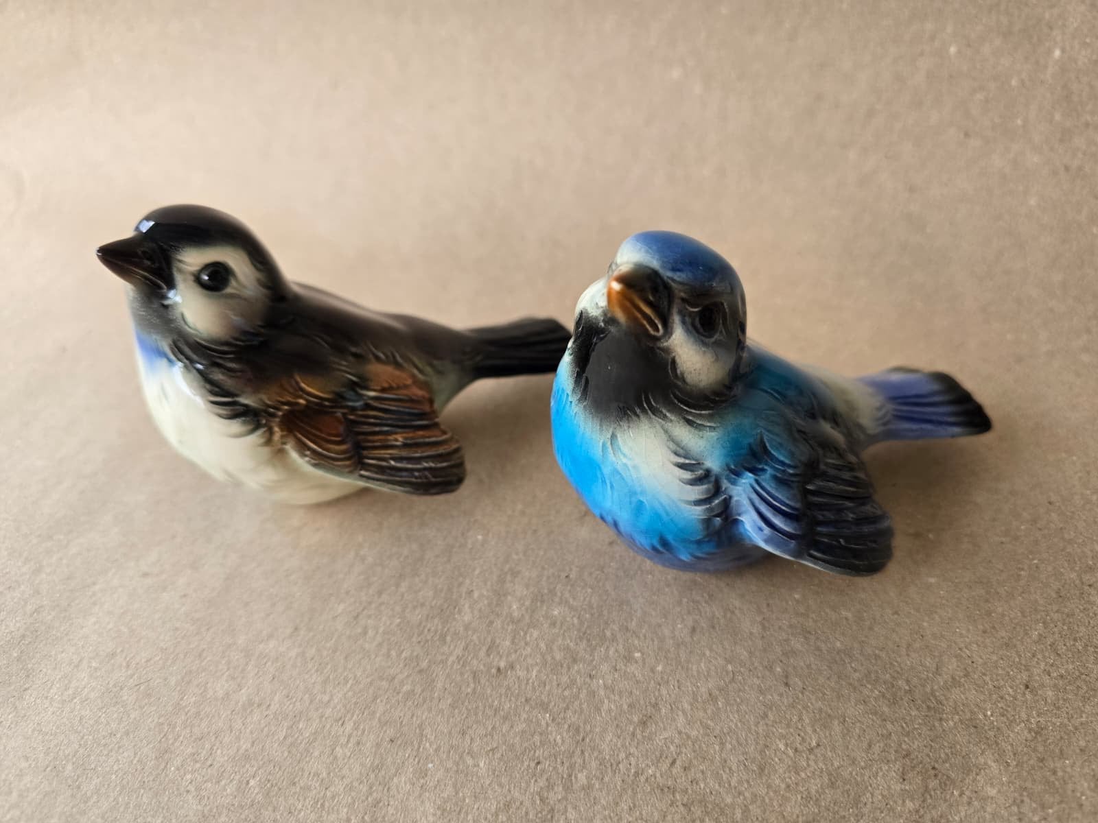Set van 2 vintage Goebel porseleinen vogeltjes, West Germany, Ophalen of Verzenden, Zo goed als nieuw, Dier