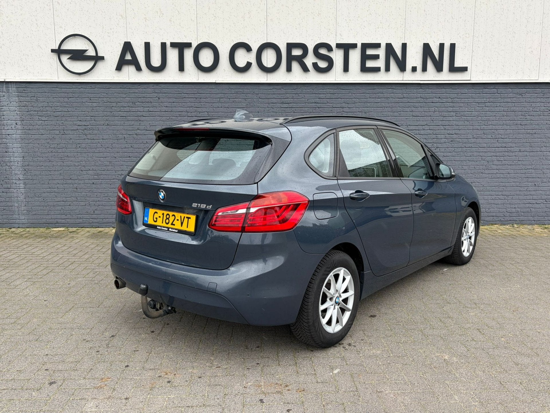 BMW 2 Serie Active Tourer 218D 136PK Trekhaak Navi Ecc Cruis, Auto's, Voorwielaandrijving, 725 kg, Te koop, 1300 kg