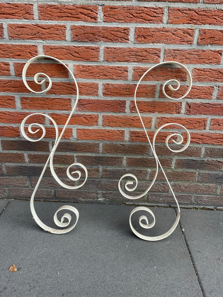 Mooie ijzeren krullen, Ophalen, Gebruikt