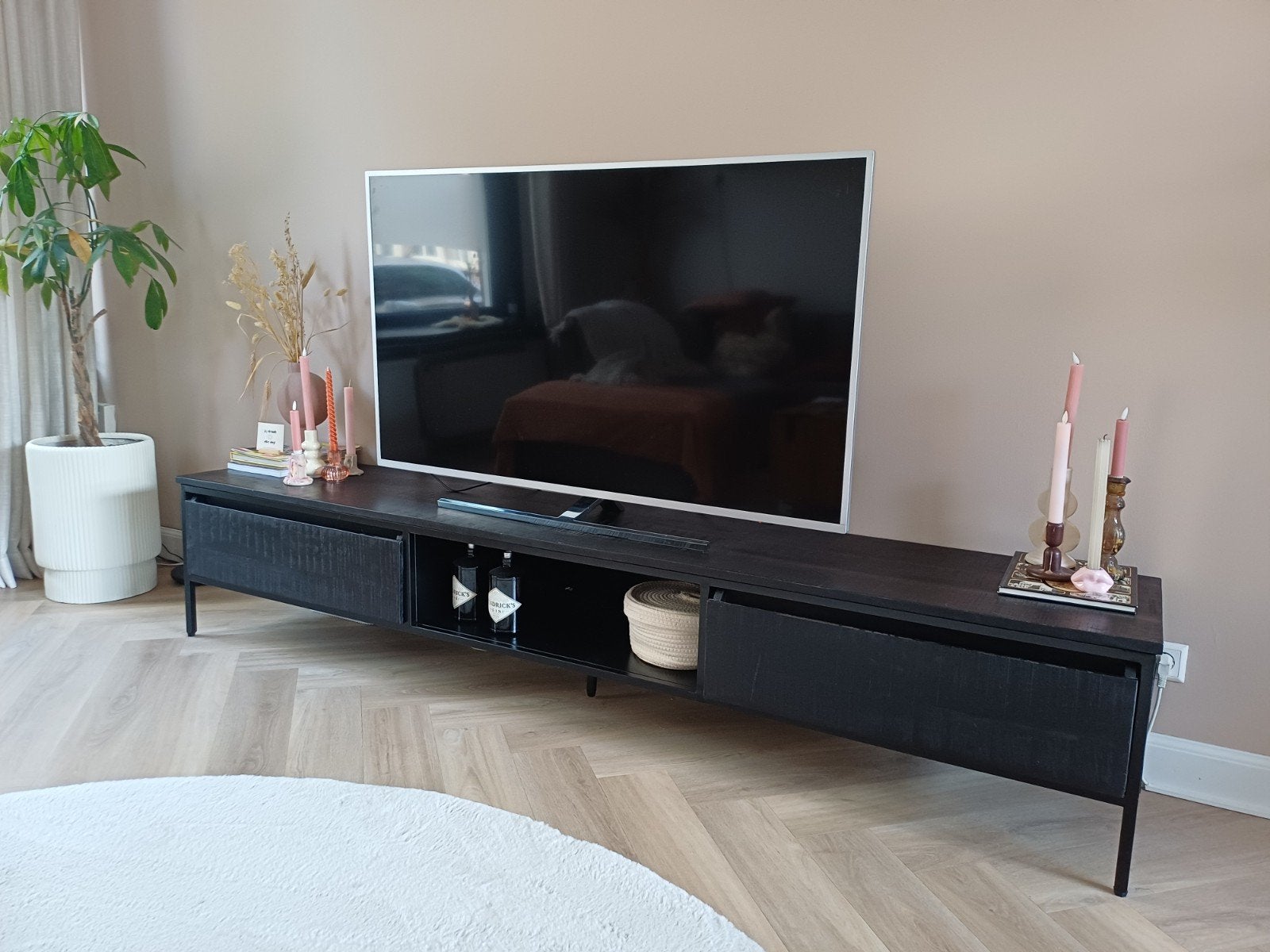 Mangohouten tv-meubel van 240cm, Gebruikt, 200 cm of meer, Modern industrieel, Minder dan 100 cm