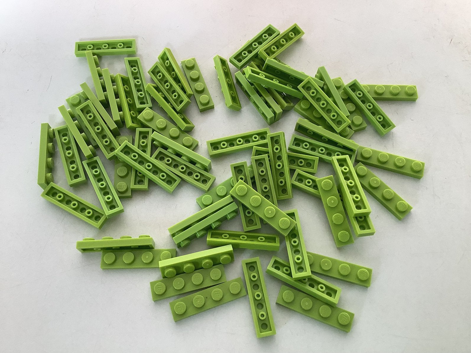 Lego plaat 1x4 lemon groen, Ophalen of Verzenden, Gebruikt, Losse stenen, Lego