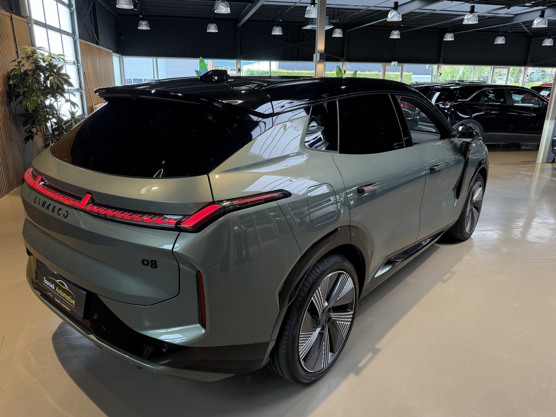 Lynk & Co 08 1.5 More PLUG-IN | PANORAMADAK | STOELMASSAGE |, Auto's, Gebruikt, Leder, Bedrijf, SUV of Terreinwagen
