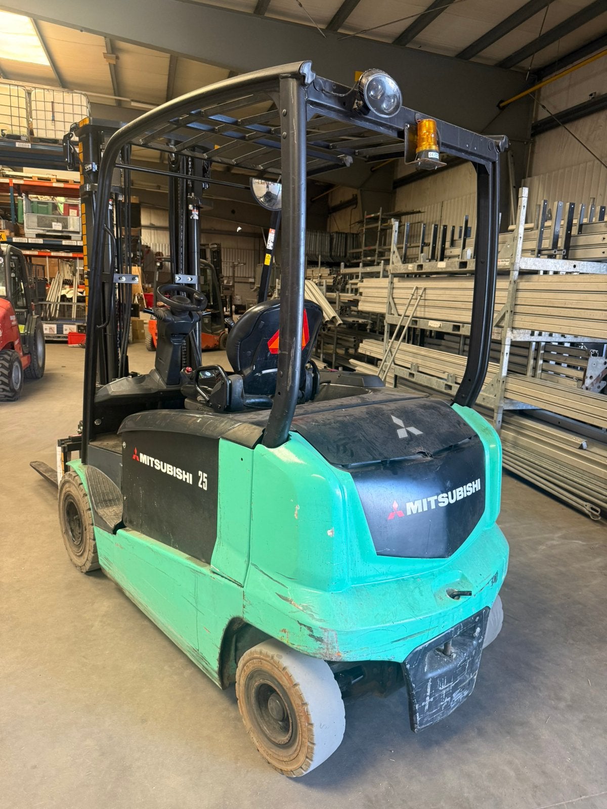 Mitsubishi heftruck 2.5t FB25N 2017 80v! Weinig uren, Ophalen, Info@logisnext.eu, Hospitaaldreef 29, Mitsubishi