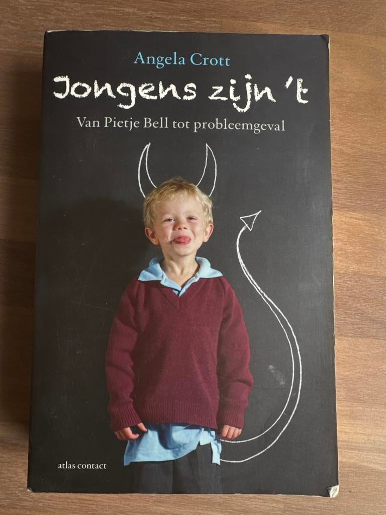 Angela Crott - Jongens zijn 't, Ophalen of Verzenden, Zo goed als nieuw, Angela Crott