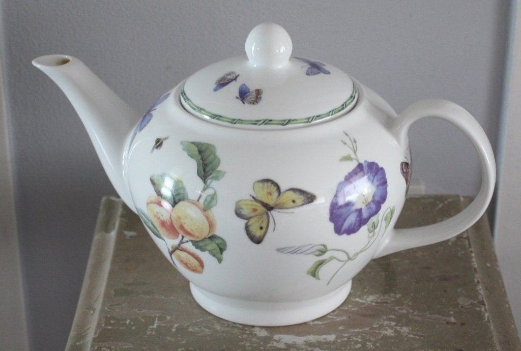 thee pot met vlinders, Ophalen of Verzenden, Gebruikt, Aardewerk, Overige typen