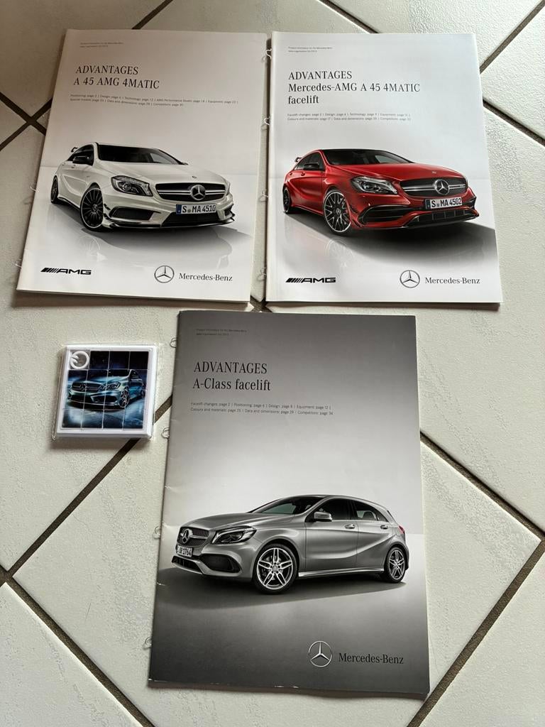 3 Stuks Mercedes A Klasse 176 serie A45 AMG Interne Info, Ophalen of Verzenden, Zo goed als nieuw, Mercedes