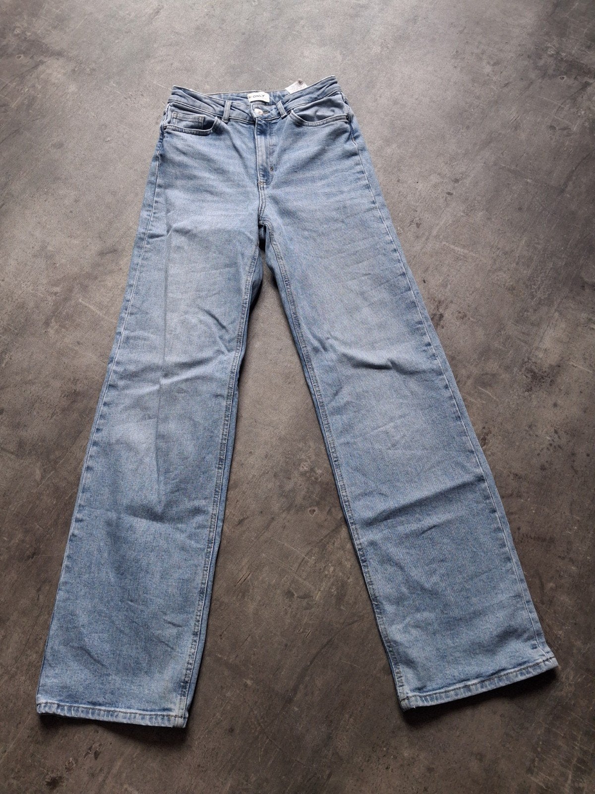 4 dames/meiden jeans maat 27/34, Kleding | Dames, Ophalen of Verzenden, Zo goed als nieuw, Blauw, W27 (confectie 34) of kleiner