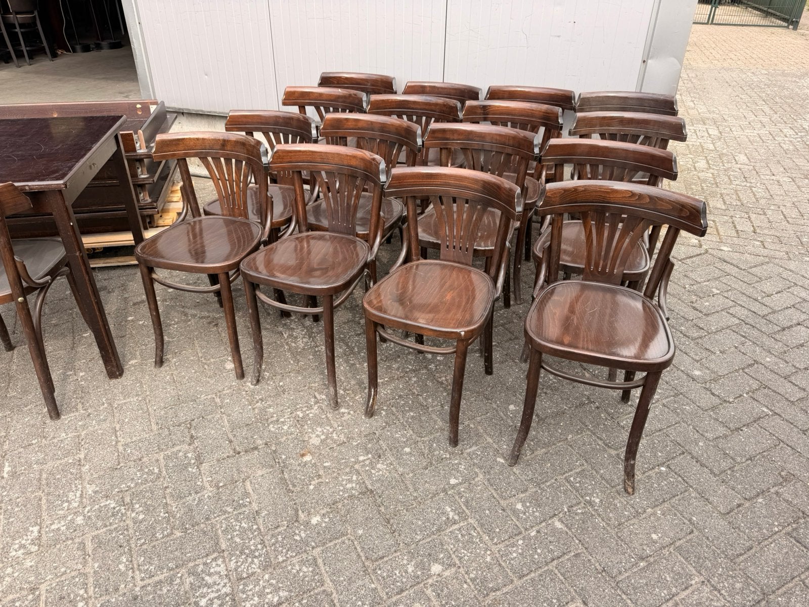 Cafe bar bistro thonet stoelen retro vintage klassiek, Huis en Inrichting, Stoelen, Gebruikt, Bruin, Ophalen of Verzenden, Cafe bar bistro thonet vintage mancave kantine kroeg bar